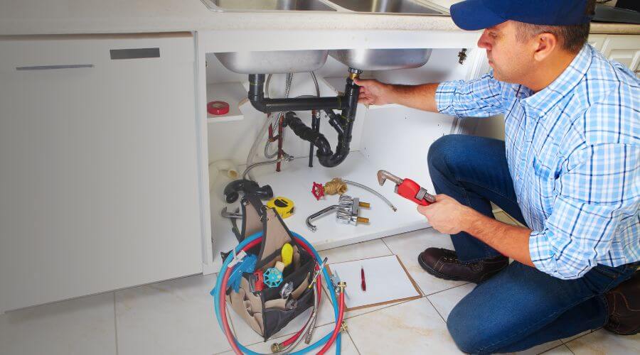 Professional Water heater repair in Mass City, MI